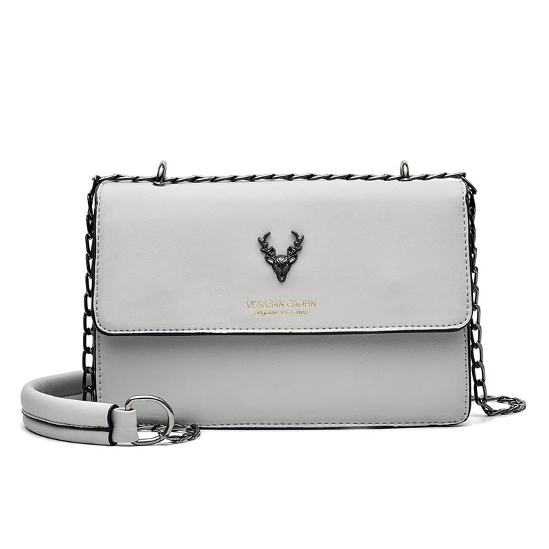 The Bella Chain Shoulder Bag – the little touch that upgrades every look