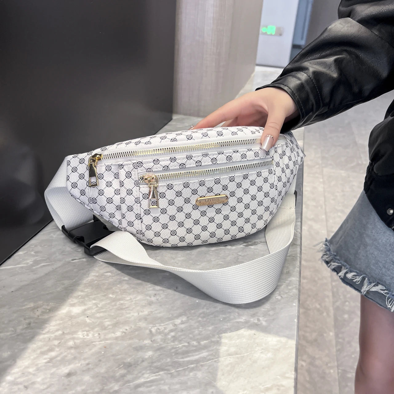 תיק מוביט - Smallsupershop