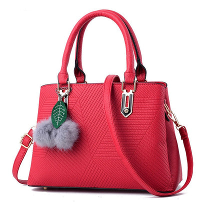 Elara red