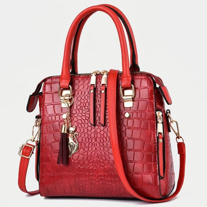 Celia wine red